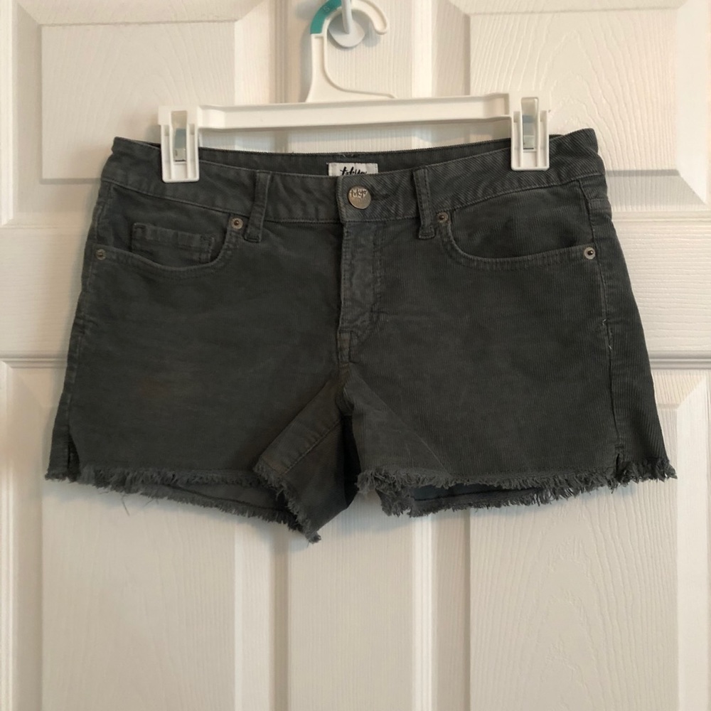 Corduroy shorts